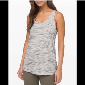 NWOT 4 Lululemon Essential Tank Pleated